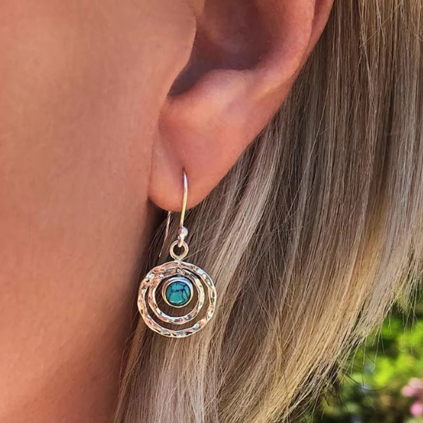 LANURA™ -  ethereal circle earrings