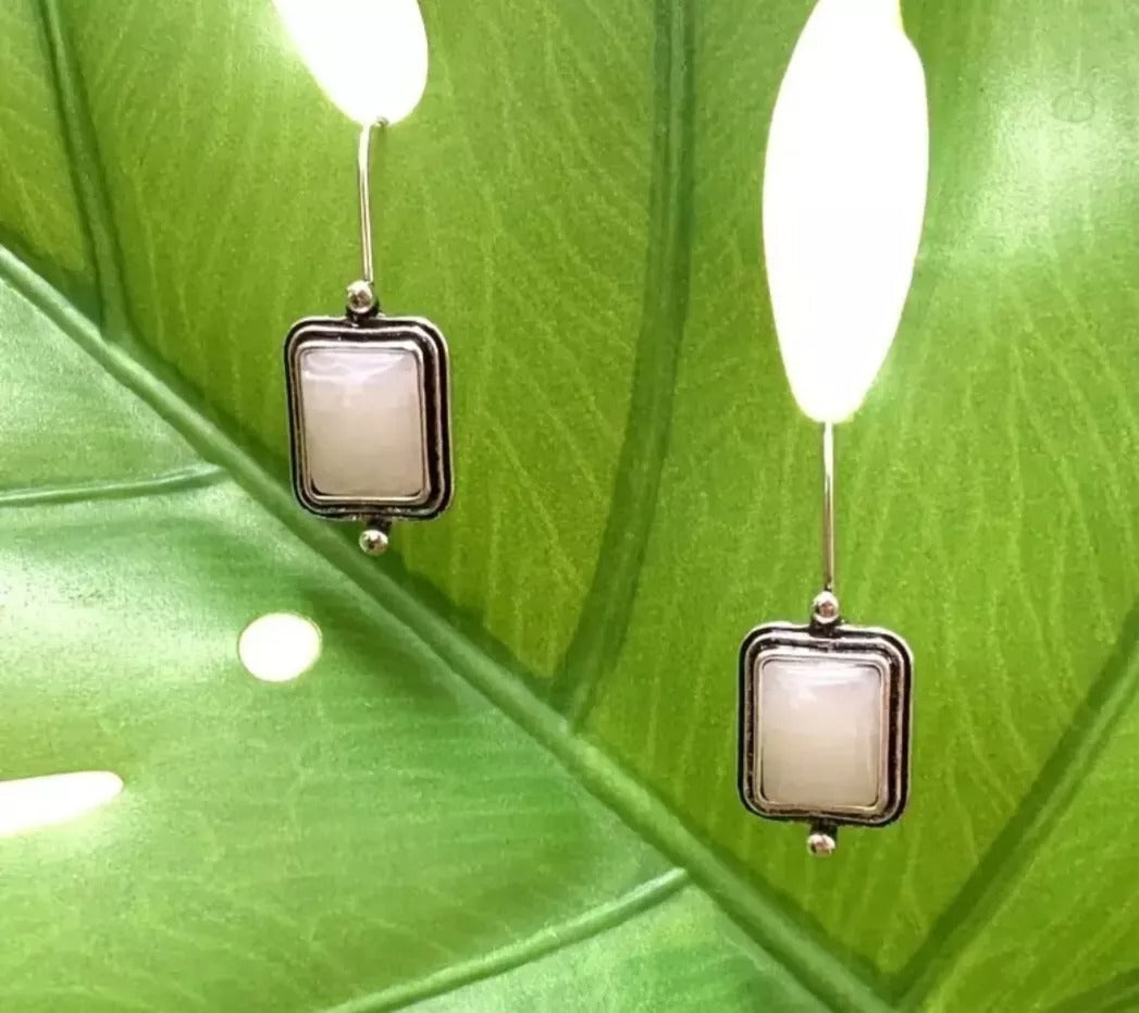 Eliara™ - 神秘寶石耳環